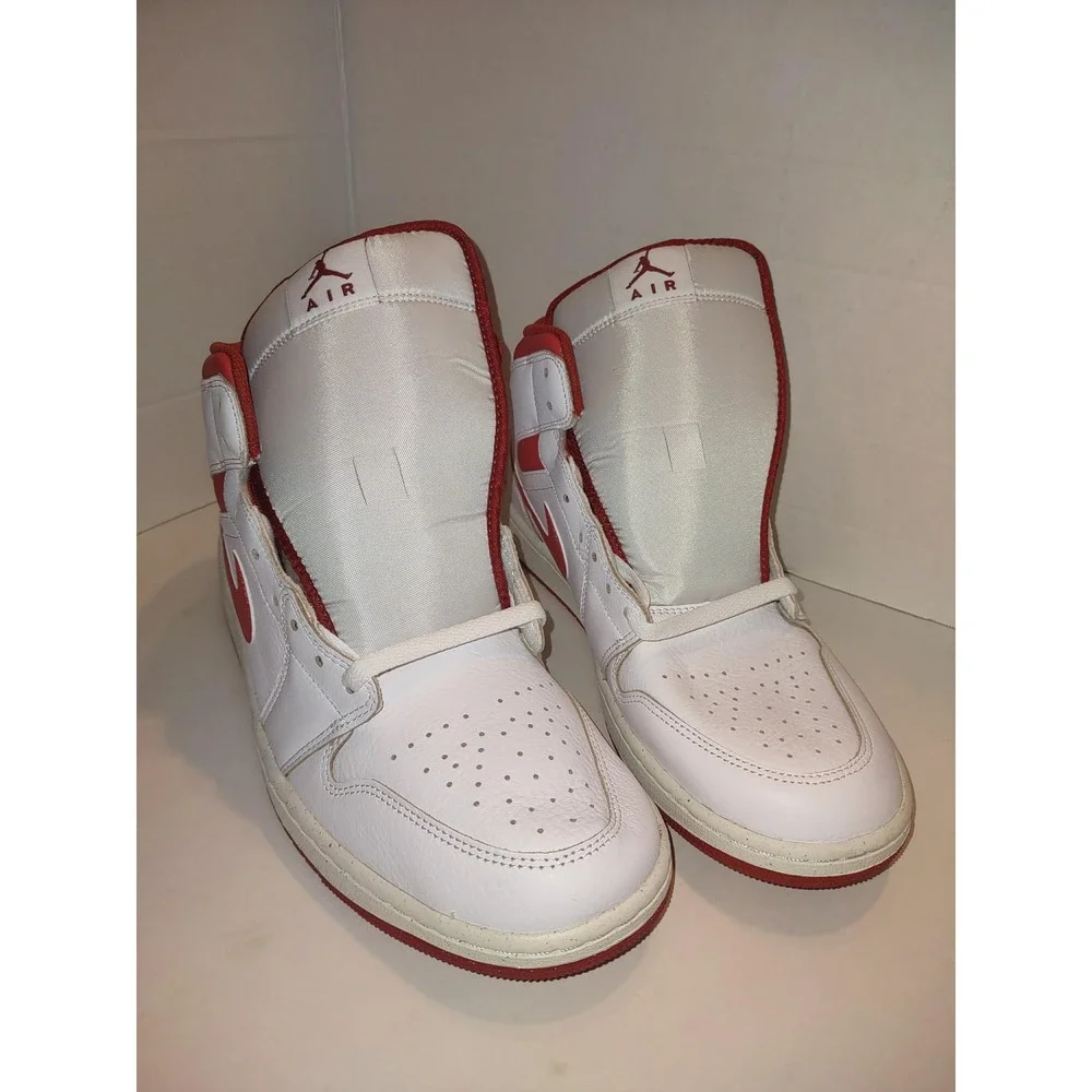 Nike Air Jordan 1 Mid SE Leather Sneakers White Dune Red Mens 12 NWOB FJ3458-160